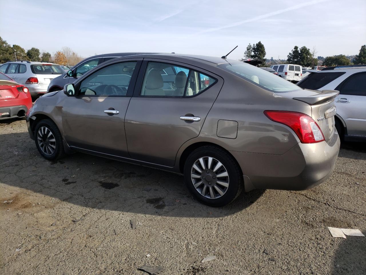 Изображение 2 2013 NISSAN VERSA S 2013 с VIN 3N1CN7AP5DL866291