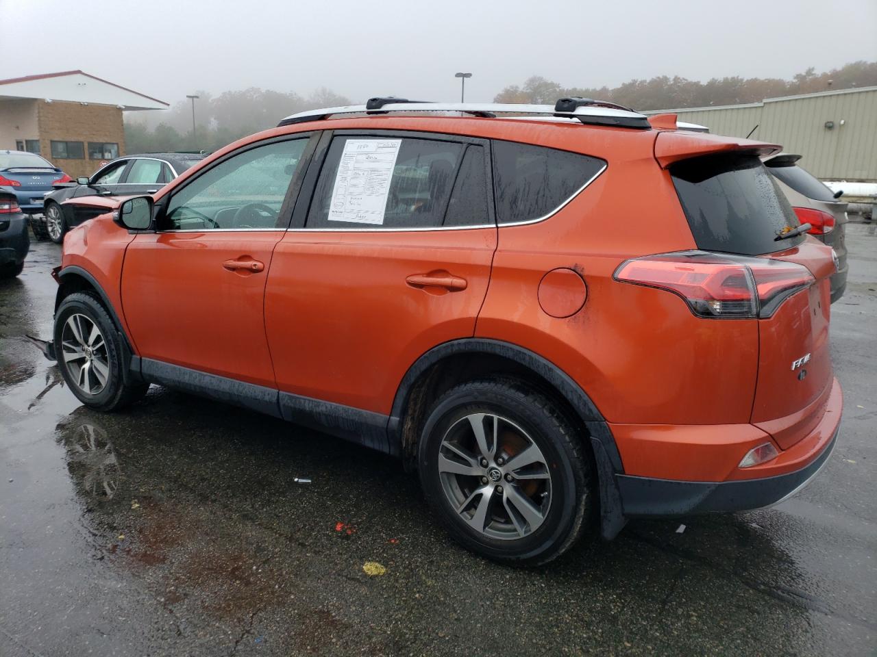 Image 2 of 2015 TOYOTA RAV4 XLE 2015 with VIN 2T3RFREV9GW486697