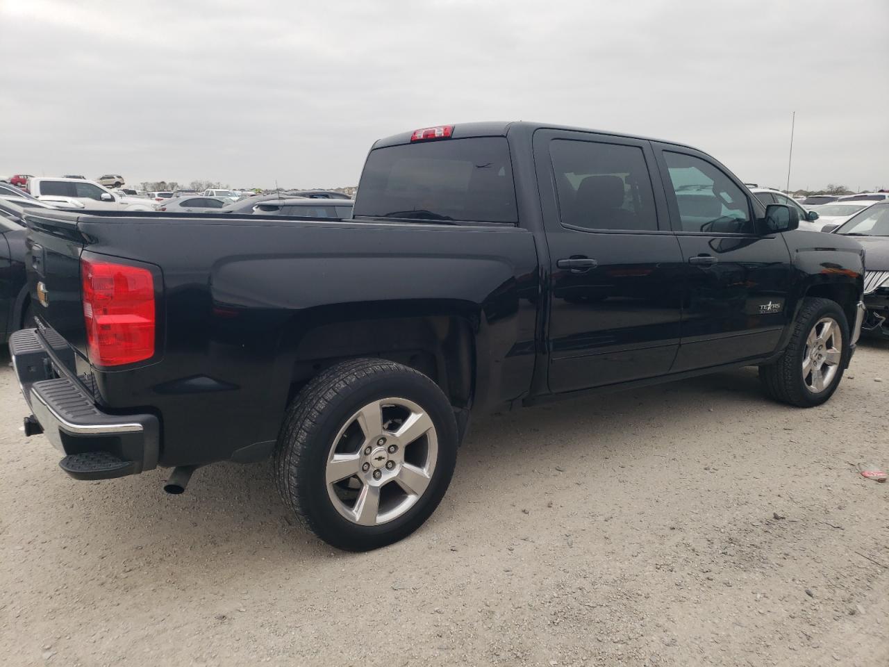 Image 3 of 2016 CHEVROLET SILVERADO C1500 LT 2016 with VIN 3GCPCREC1GG244131