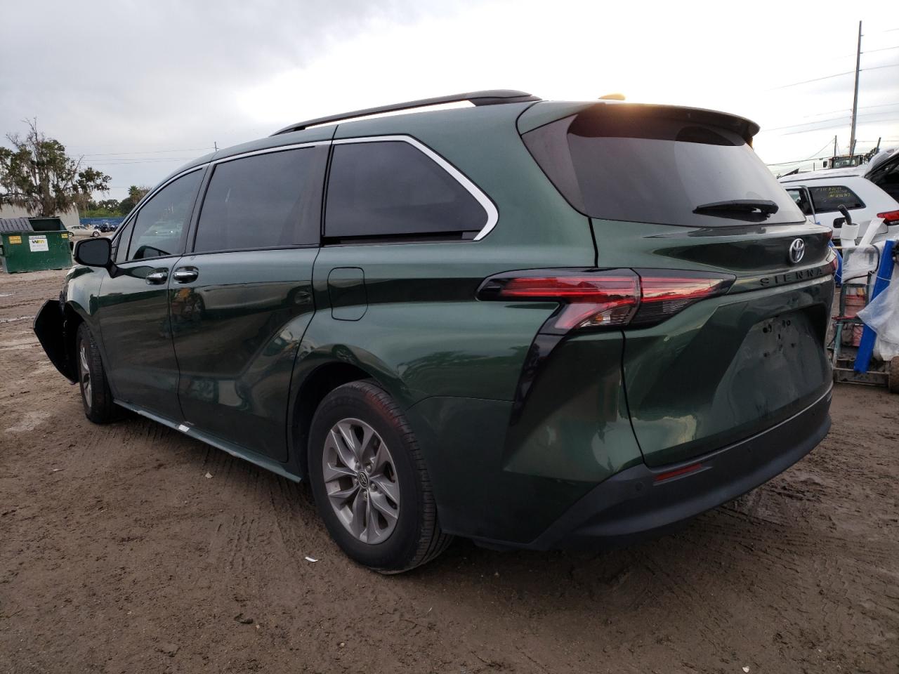 Obraz 2 z 2022 TOYOTA SIENNA XLE 2022 z VIN 5TDYRKEC0NS102930
