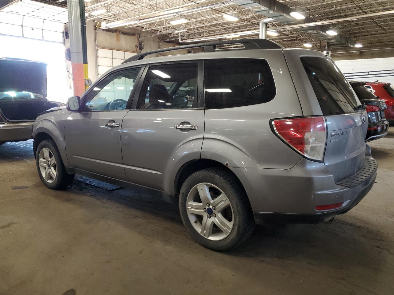 Image 2 of 2010 SUBARU FORESTER 2.5X LIMITED 2010 with VIN JF2SH6DCXAH790789