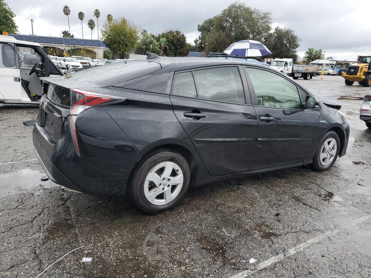 Obraz 3 z 2016 TOYOTA PRIUS  2016 z VIN JTDKARFU4G3013394