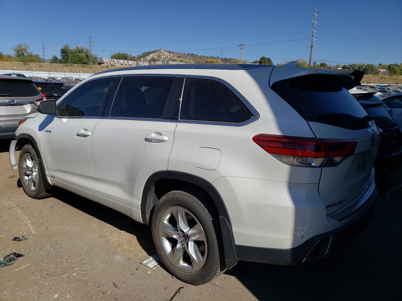 Изображение 2 2017 TOYOTA HIGHLANDER HYBRID LIMITED 2017 с VIN 5TDDGRFH7HS036291