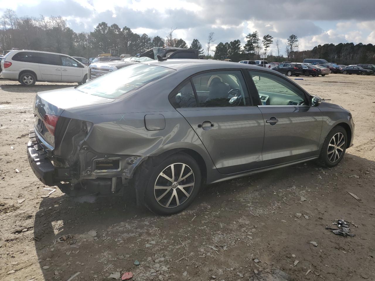 Изображение 3 2018 VOLKSWAGEN JETTA SE 2018 с VIN 3VWDB7AJ6JM257753