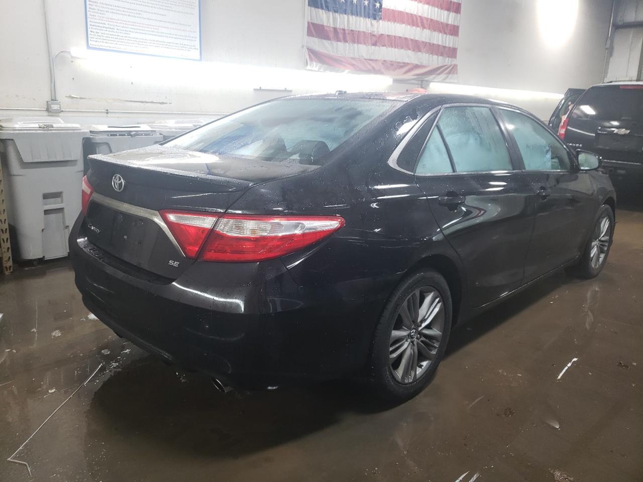Obraz 3 z 2015 TOYOTA CAMRY LE 2015 z VIN 4T1BF1FK7FU955803