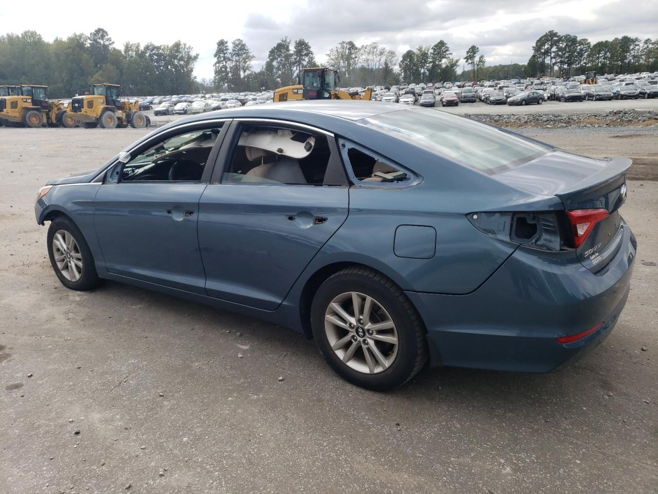 Obraz 2 z 2015 HYUNDAI SONATA SE 2015 z VIN 5NPE24AF2FH092055