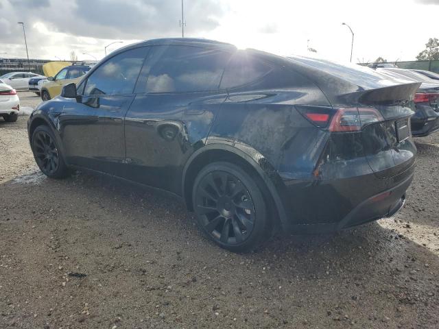 Obraz 2 z 2022 TESLA MODEL Y  2022 z VIN 7SAYGDEE4NF559962