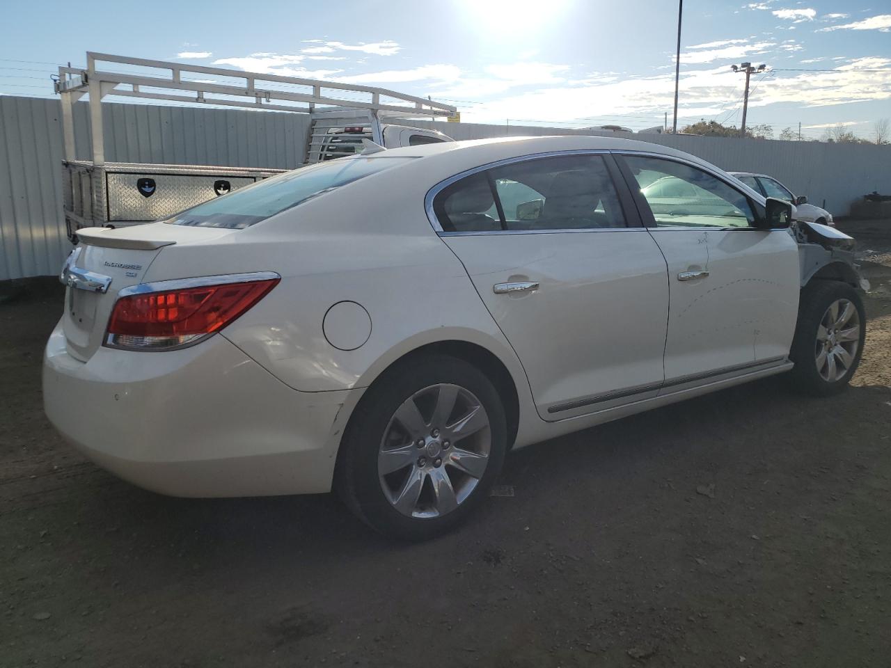 Obraz 3 z 2011 BUICK LACROSSE CXL 2011 z VIN 1G4GC5EC1BF391029