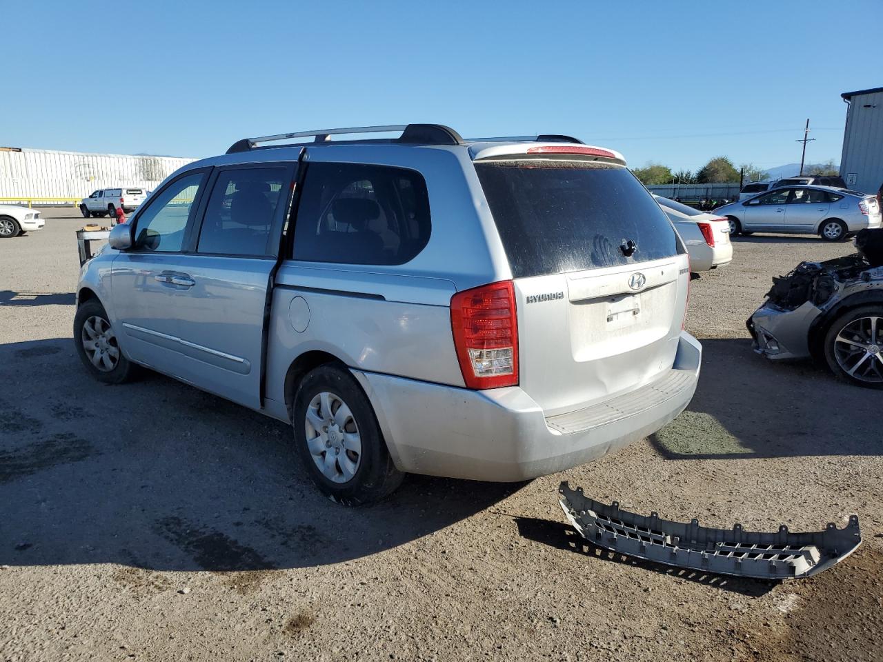 Obraz 2 z 2008 HYUNDAI ENTOURAGE GLS 2008 z VIN KNDMC233086045894