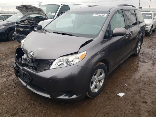 Obraz 1 z 2014 TOYOTA SIENNA LE 2014 z VIN 5TDKK3DCXES427263