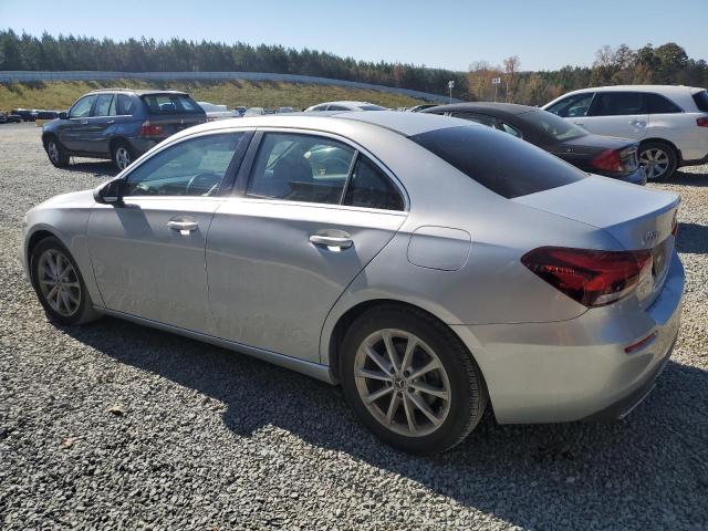 Image 2 of 2020 MERCEDES-BENZ A 220 2020 with VIN W1K3G4EB7LJ201490