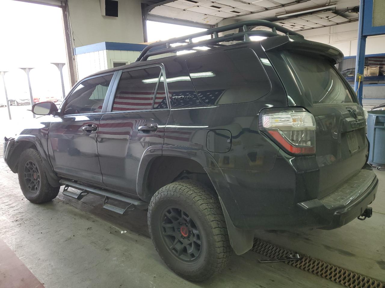 Image 2 of 2023 TOYOTA 4RUNNER SE 2023 with VIN JTELU5JR8P6111121