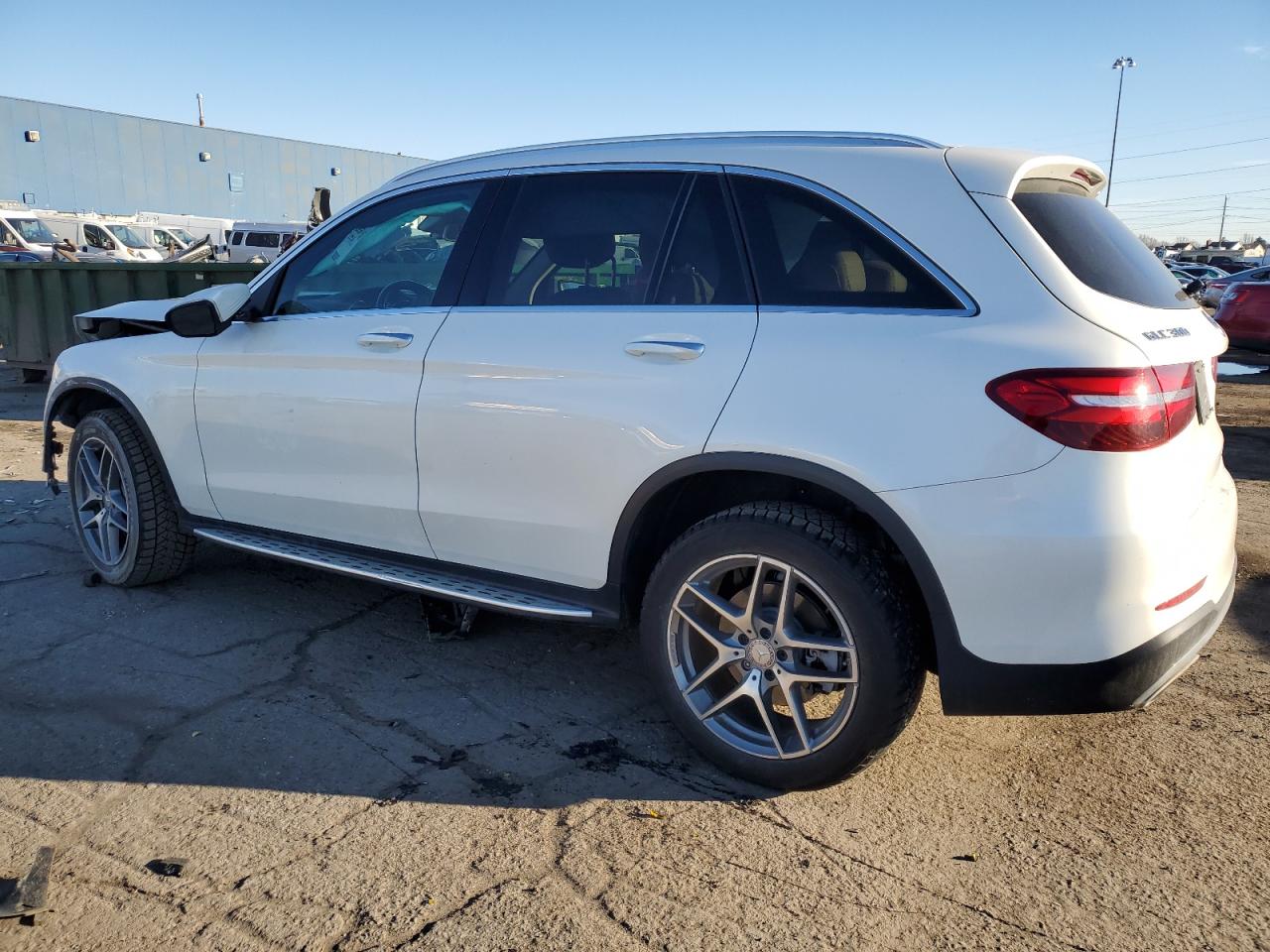 Obraz 2 z 2016 MERCEDES-BENZ GLC 300 4MATIC 2016 z VIN WDC0G4KB3GF078484