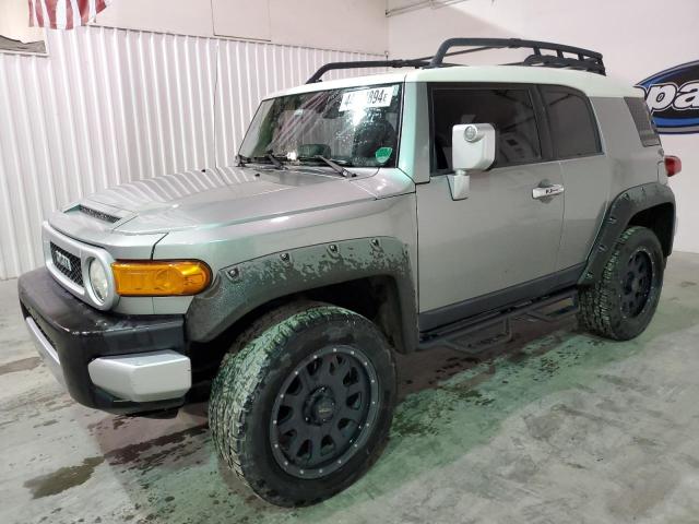 Image 1 of 2010 TOYOTA FJ CRUISER  2010 with VIN JTEZU4BF0AK009609