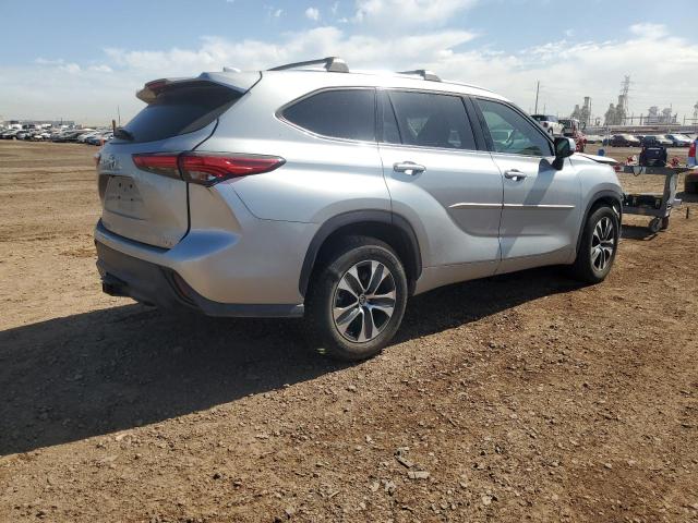 Изображение 3 2020 TOYOTA HIGHLANDER XLE 2020 с VIN 5TDHZRAH7LS008213