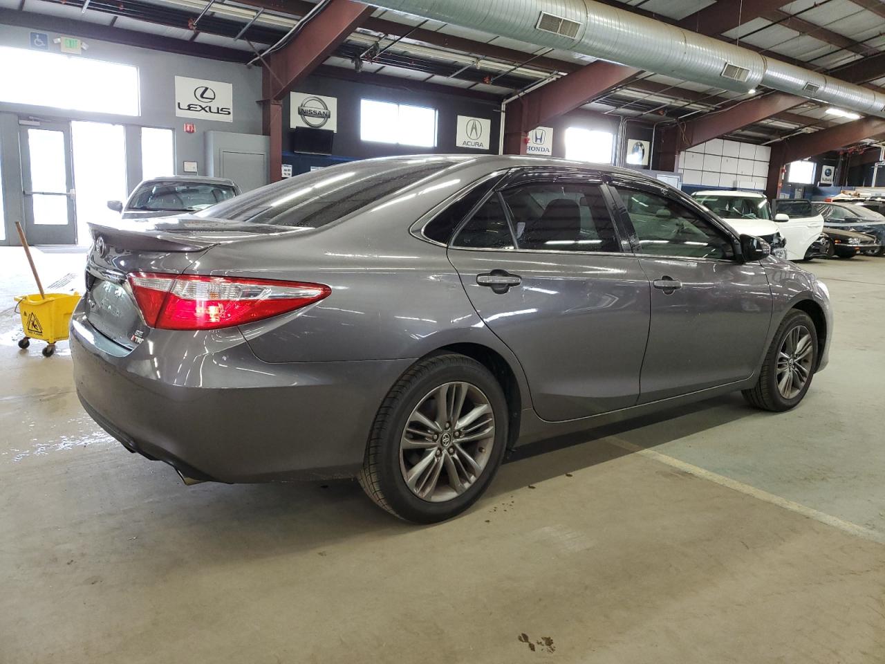 Obraz 3 z 2016 TOYOTA CAMRY LE 2016 z VIN 4T1BF1FK6GU242313