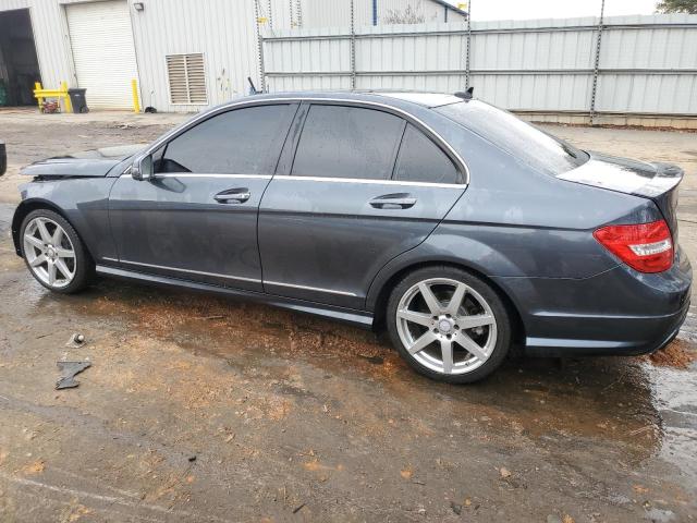 Obraz 2 z 2014 MERCEDES-BENZ C 250 2014 z VIN WDDGF4HB1EA958159