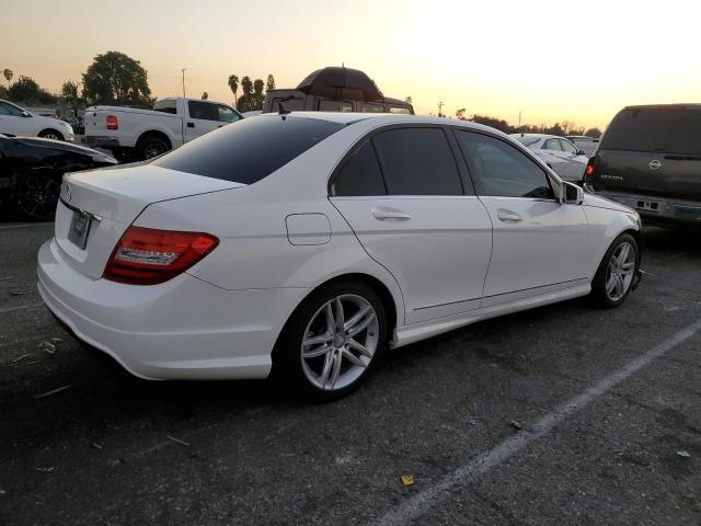 Image 3 of 2013 MERCEDES-BENZ C 250 2013 with VIN WDDGF4HB9DR296377