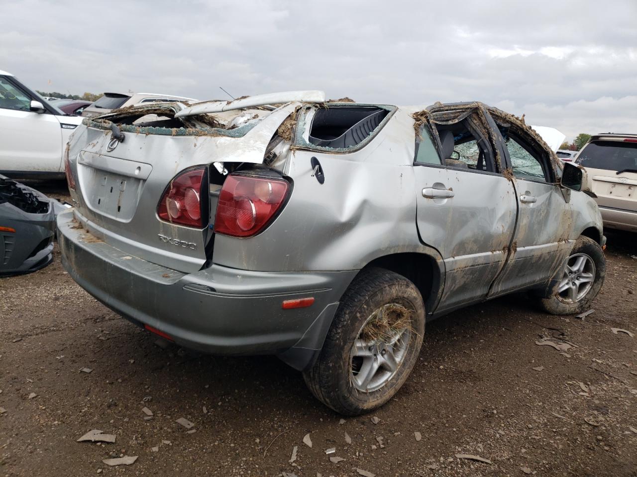 Image 3 of 1999 LEXUS RX 300 1999 with VIN JT6HF10U7X0086032