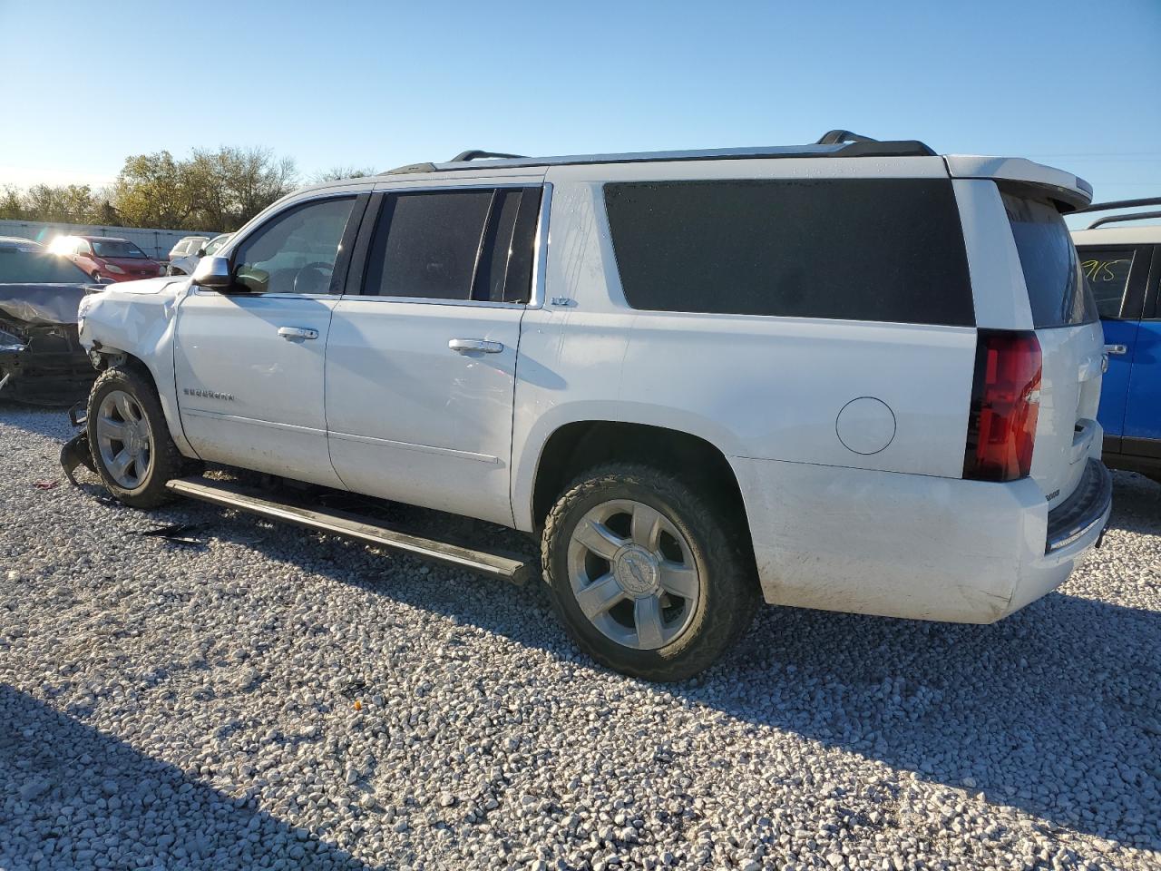 Изображение 2 2015 CHEVROLET SUBURBAN K1500 LTZ 2015 с VIN 1GNSKKKC5FR146914