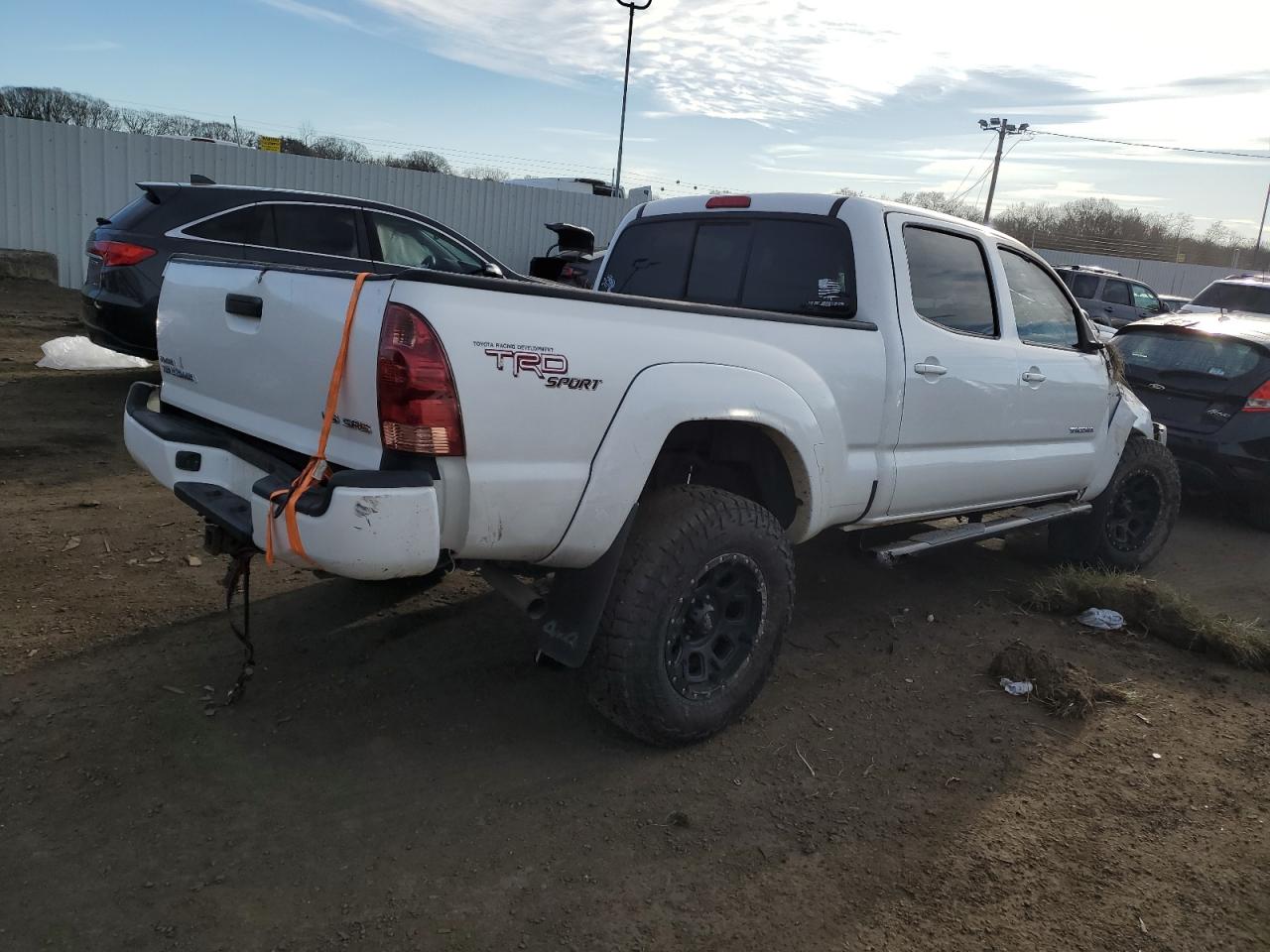 Image 3 of 2008 TOYOTA TACOMA DOUBLE CAB LONG BED 2008 with VIN 5TEMU52N58Z520654