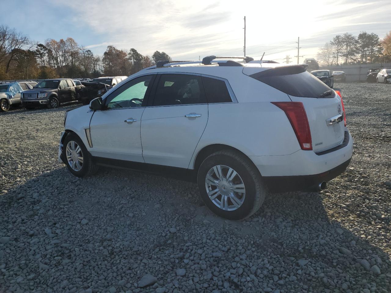 Image 2 of 2015 CADILLAC SRX LUXURY COLLECTION 2015 with VIN 3GYFNBE35FS577645