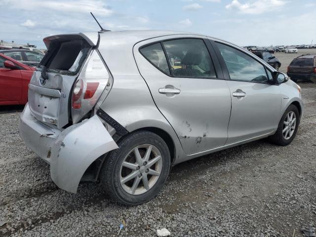Image 3 of 2014 TOYOTA PRIUS C  2014 with VIN JTDKDTB35E1081424