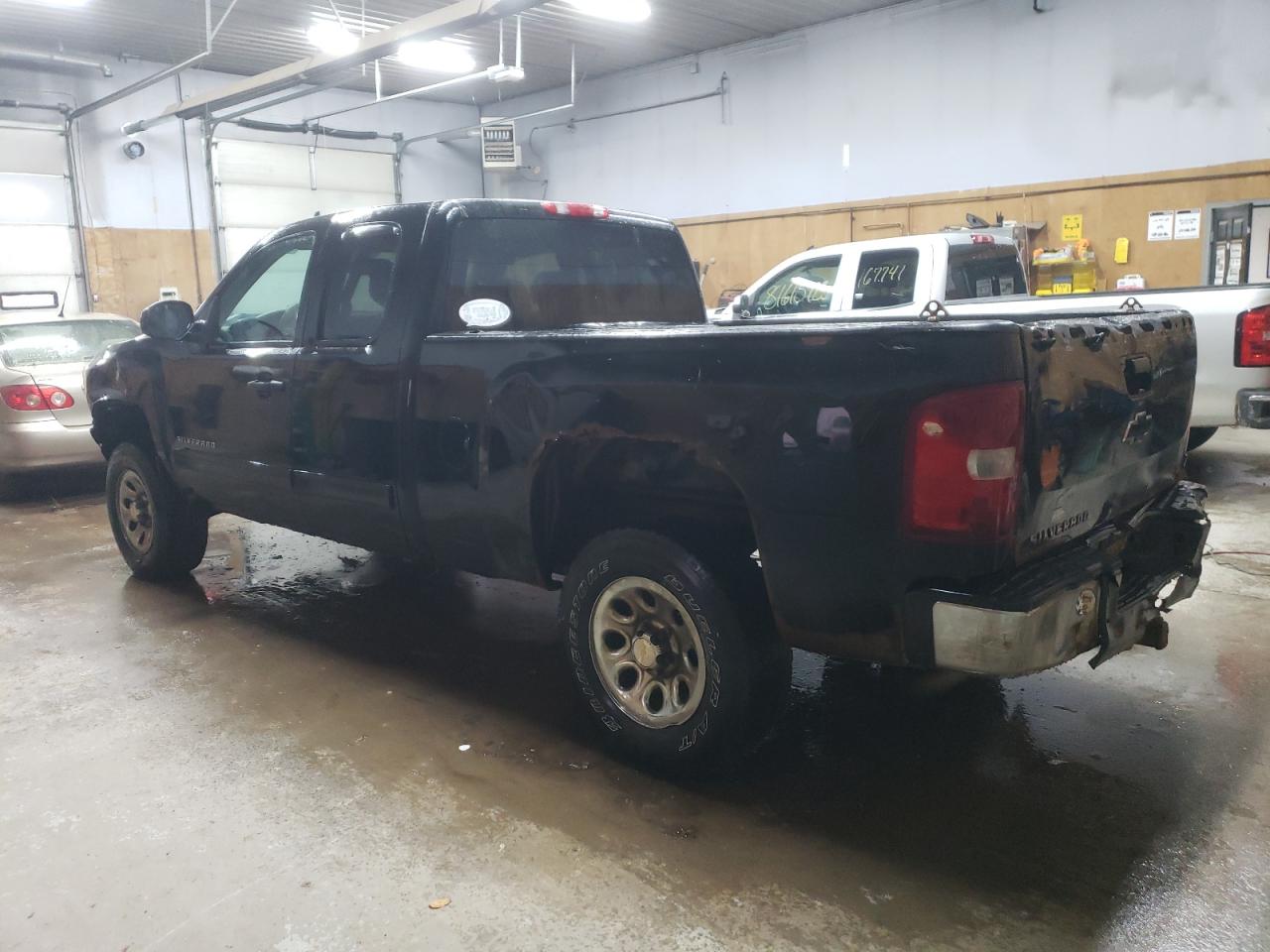 Image 2 of 2013 CHEVROLET SILVERADO K1500 LT 2013 with VIN 1GCRKSE74DZ233089