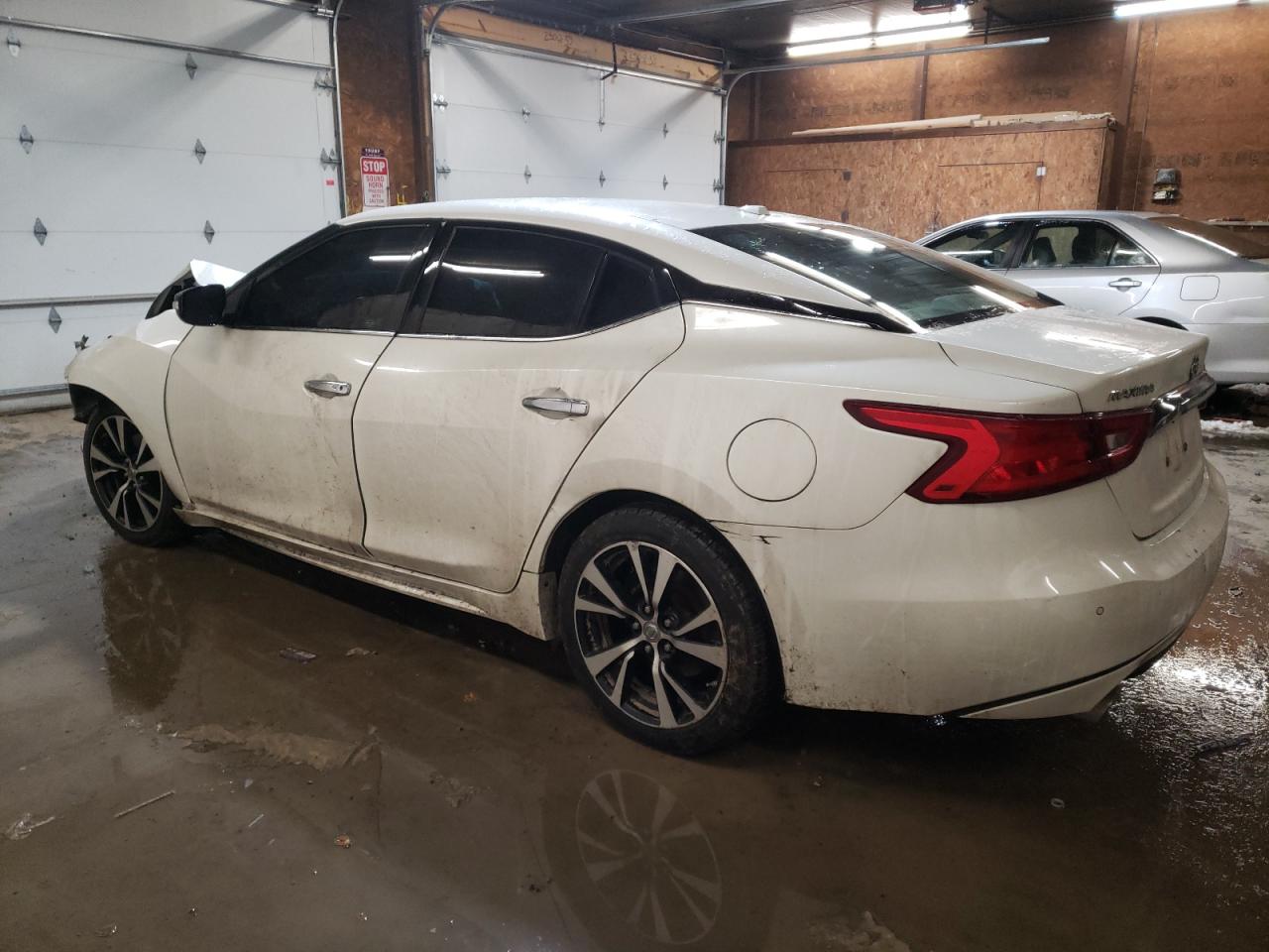 Изображение 2 2018 NISSAN MAXIMA 3.5S 2018 с VIN 1N4AA6AP5JC375744