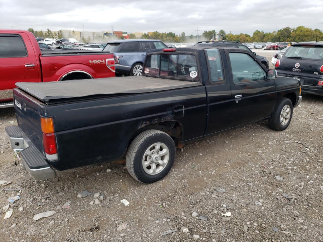 Image 3 of 1997 NISSAN TRUCK KING CAB SE 1997 with VIN 1N6SD16S7VC430915