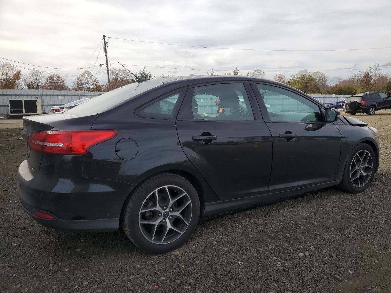 Image 3 of 2017 FORD FOCUS SEL 2017 with VIN 1FADP3H24HL212274