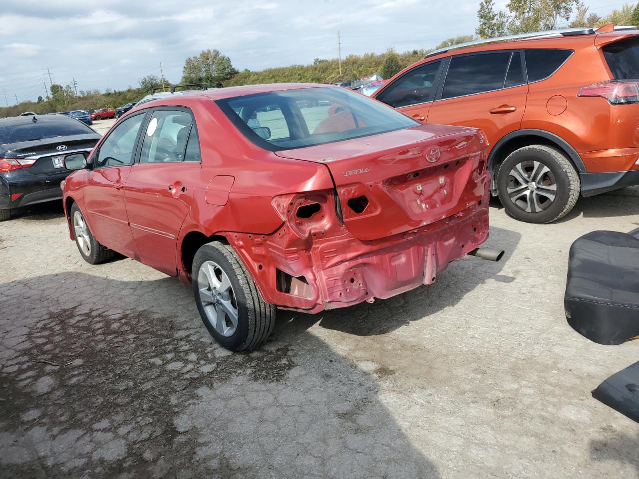 Image 2 of 2013 TOYOTA COROLLA BASE 2013 with VIN 5YFBU4EE9DP106807