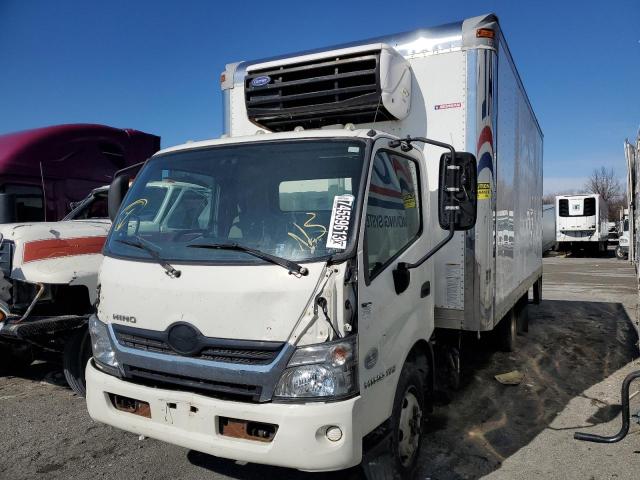 Изображение 2 2014 HINO 195  2014 с VIN JHHSDM2HXEK002239