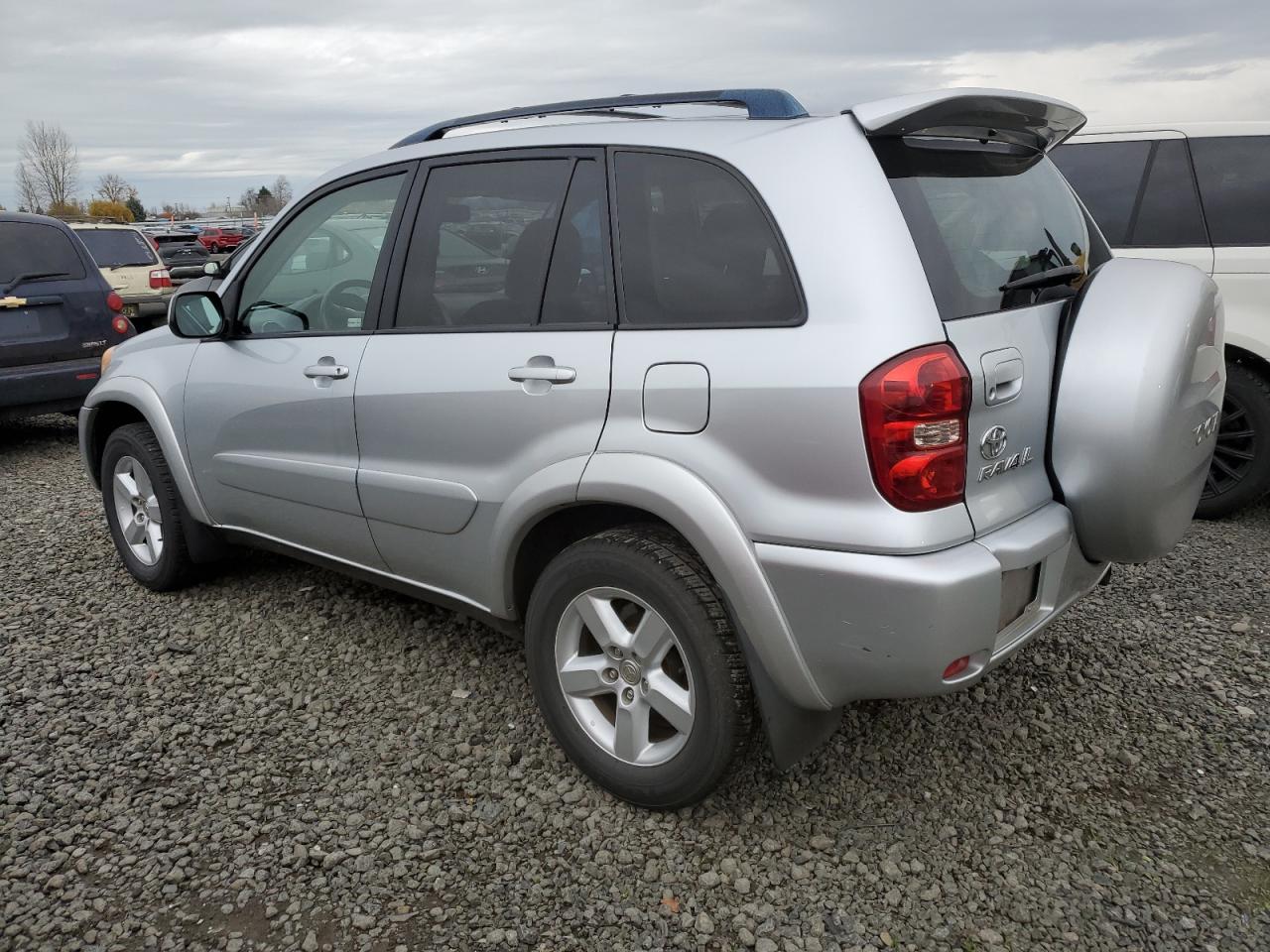 Image 2 of 2004 TOYOTA RAV4  2004 with VIN JTEHD20V646020797