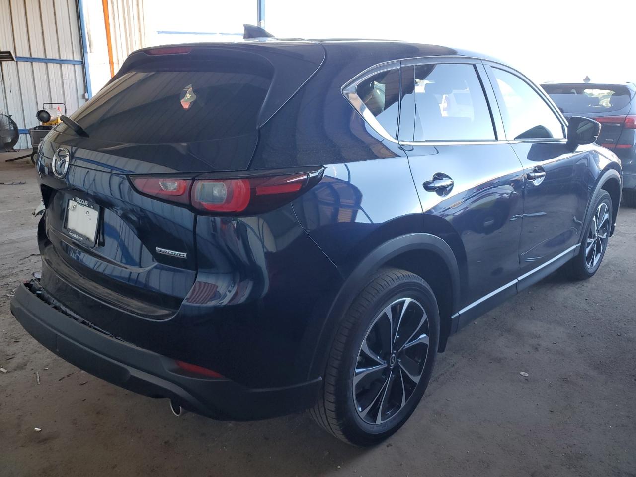 Изображение 3 2023 MAZDA CX-5 PREMIUM 2023 с VIN JM3KFBDM5P0152552