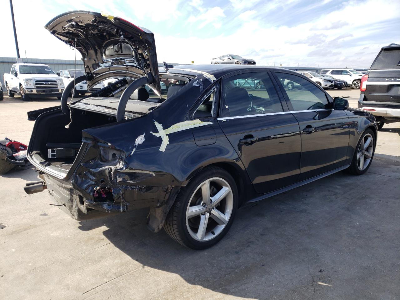 Image 3 of 2012 AUDI A4 PREMIUM PLUS 2012 with VIN WAUFFAFL6CN001562