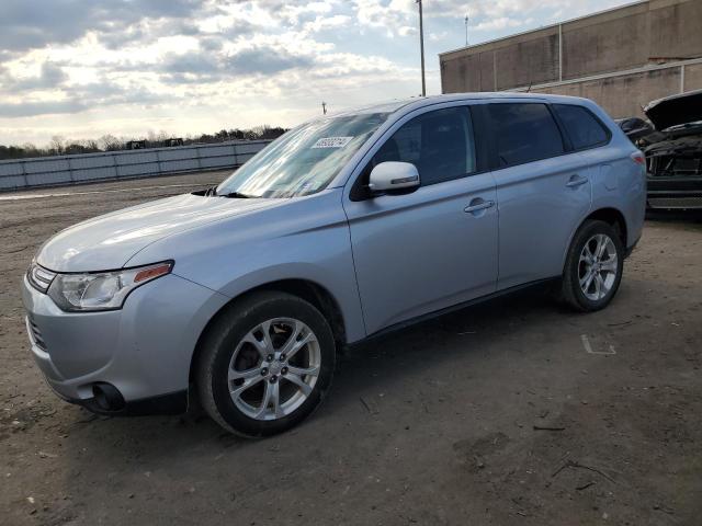 2014 MITSUBISHI OUTLANDER SE 2014 image