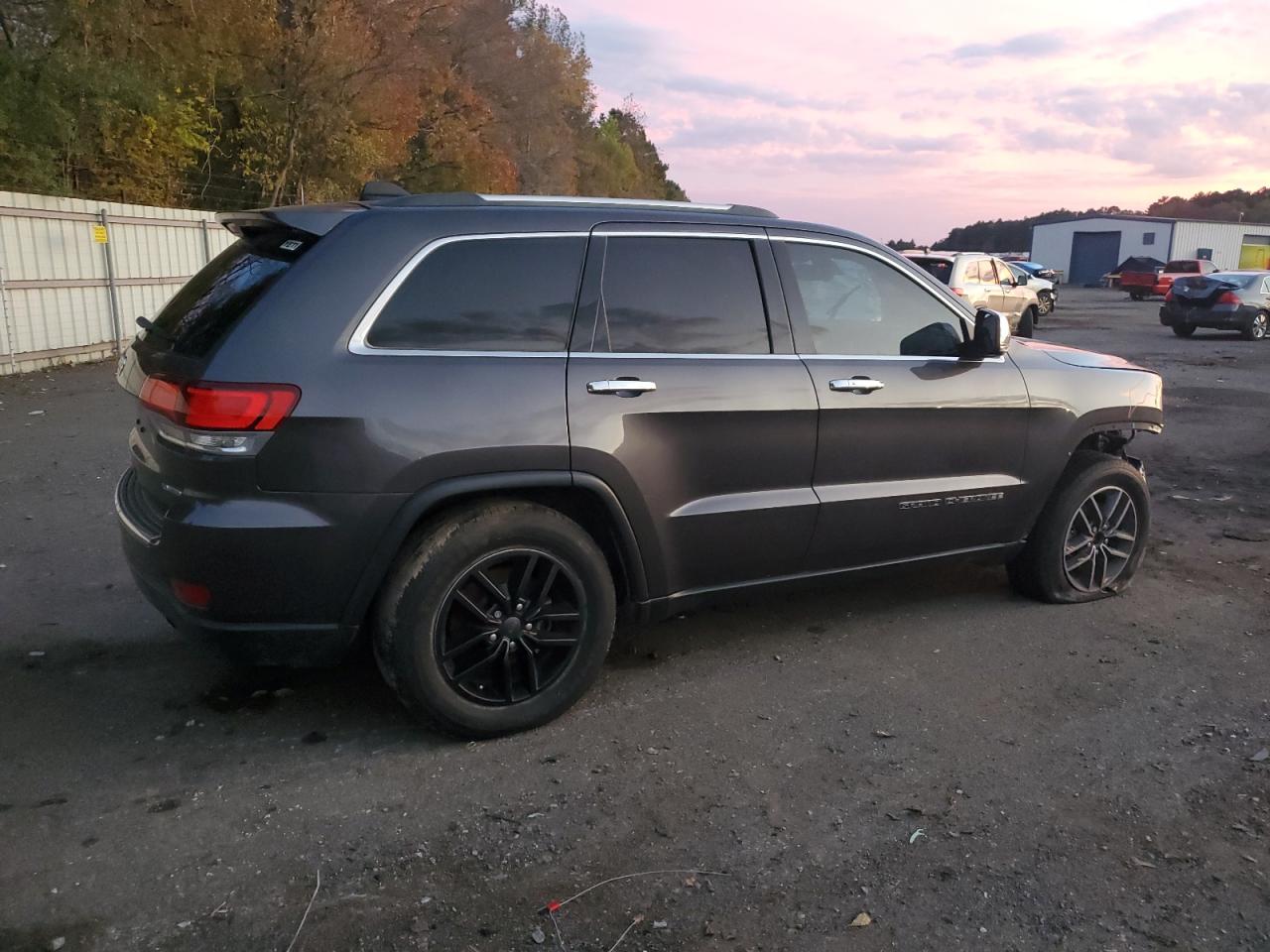 Obraz 3 z 2020 JEEP GRAND CHEROKEE LIMITED 2020 z VIN 1C4RJEBG4LC118227
