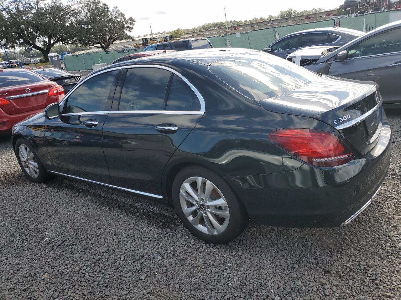 Image 2 of 2019 MERCEDES-BENZ C 300 2019 with VIN 55SWF8DB5KU311364