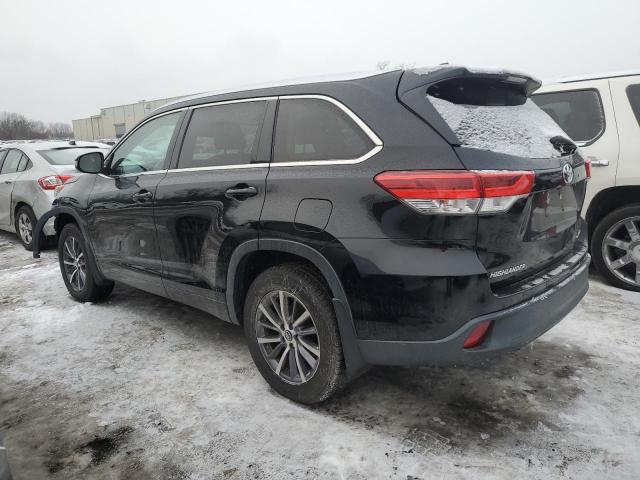 Image 2 of 2018 TOYOTA HIGHLANDER SE 2018 with VIN 5TDJZRFH4JS815862