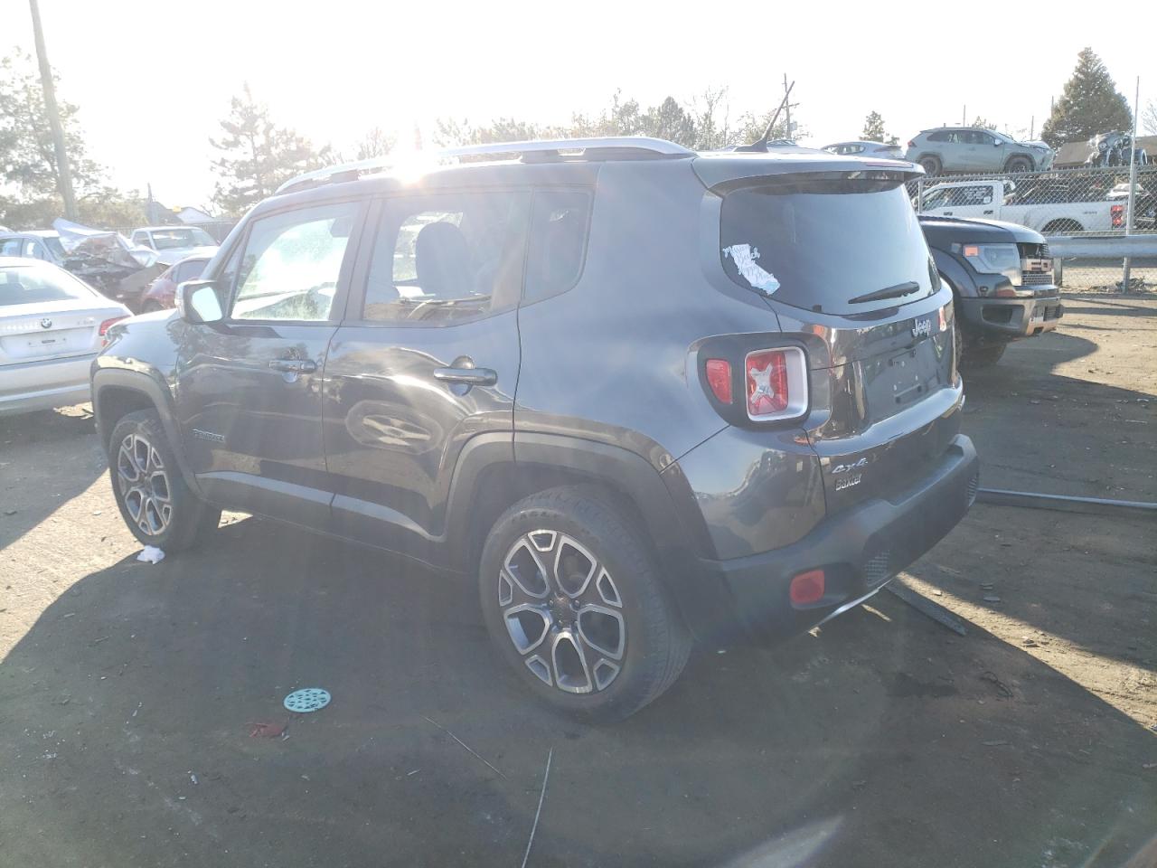 Obraz 2 z 2017 JEEP RENEGADE LIMITED 2017 z VIN ZACCJBDBXHPE71144