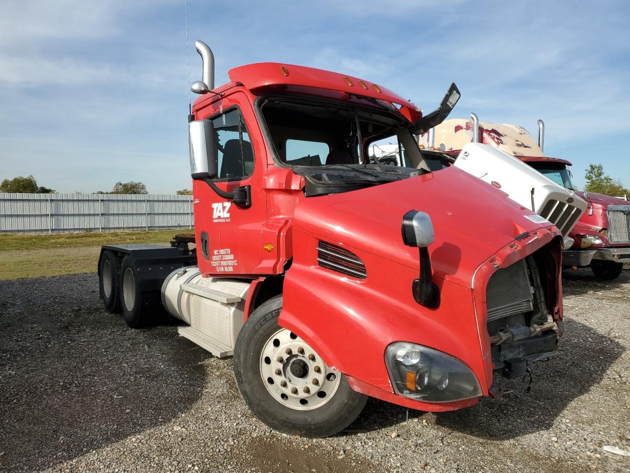 2018 FREIGHTLINER CASCADIA 113  2018 image