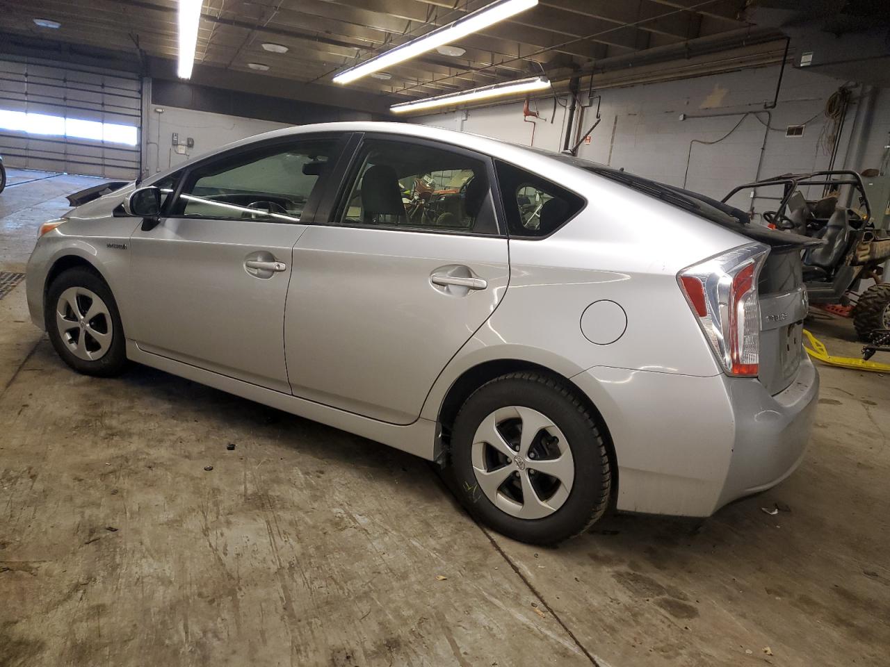 Image 2 of 2012 TOYOTA PRIUS  2012 with VIN JTDKN3DU5C5469021