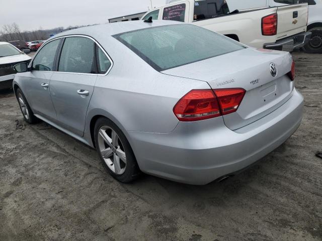 Obraz 2 z 2013 VOLKSWAGEN PASSAT SE 2013 z VIN 1VWBN7A34DC030583