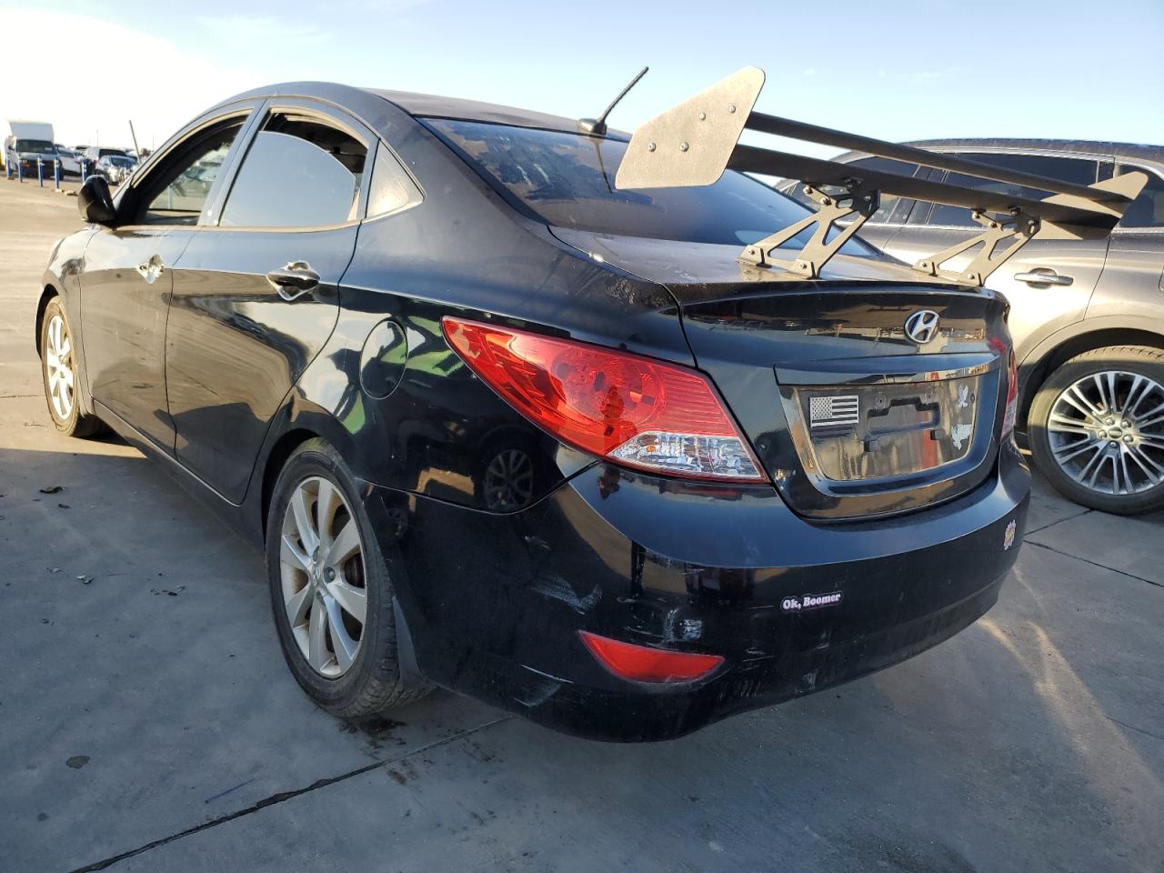 Image 2 of 2013 HYUNDAI ACCENT GLS 2013 with VIN KMHCU4AE2DU351635