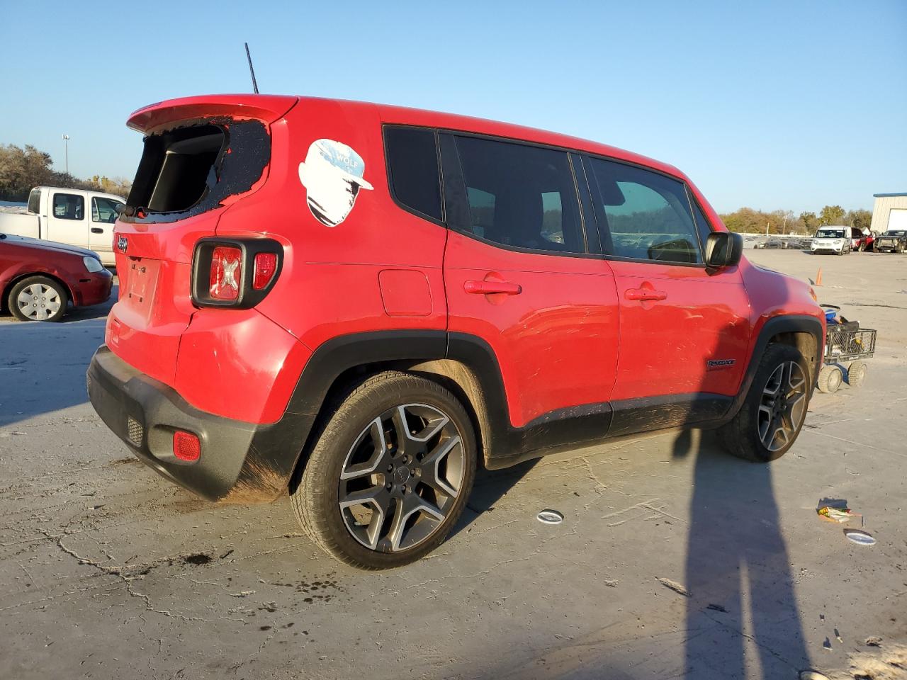 Image 3 of 2021 JEEP RENEGADE SPORT 2021 with VIN ZACNJCABXMPM47307