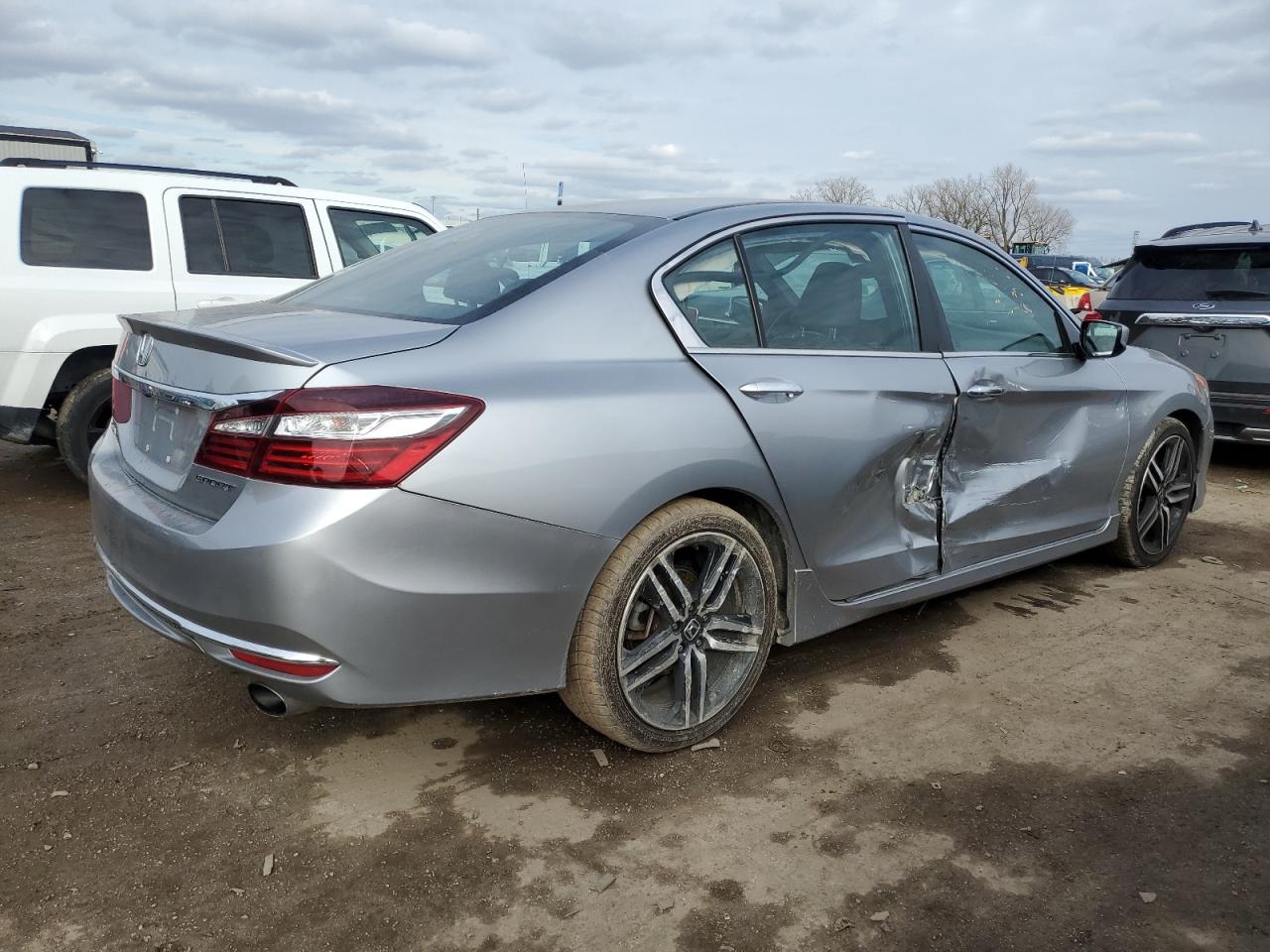 Obraz 3 z 2017 HONDA ACCORD SPORT 2017 z VIN 1HGCR2F51HA210986