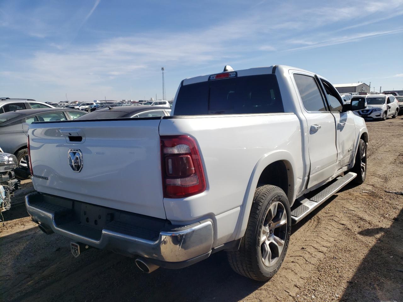 Obraz 3 z 2022 RAM 1500 LARAMIE 2022 z VIN 1C6RREJT6NN254607