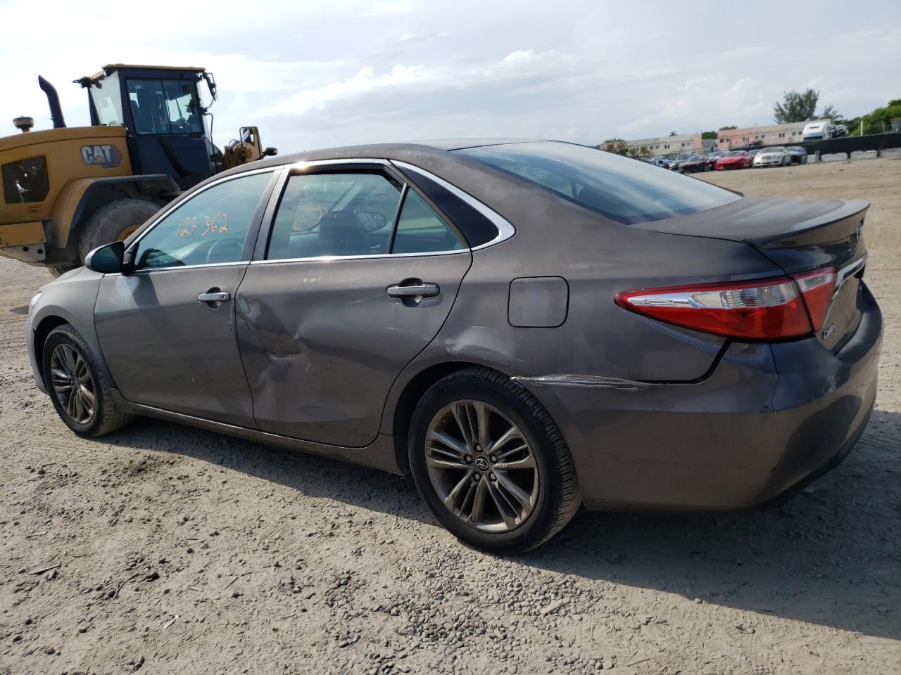 Изображение 2 2015 TOYOTA CAMRY LE 2015 с VIN 4T1BF1FK1FU967056