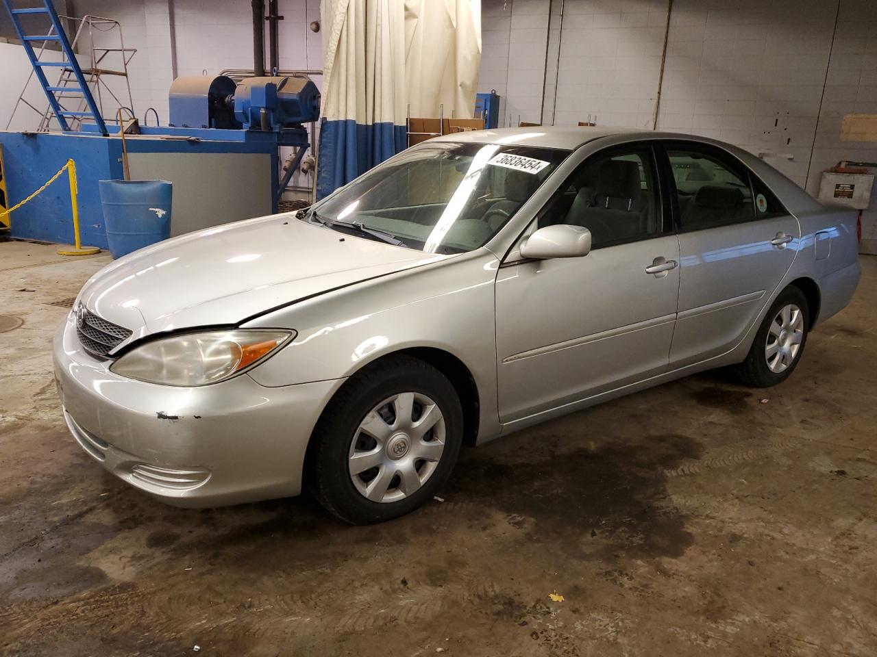Image 1 of 2004 TOYOTA CAMRY LE 2004 with VIN 4T1BE32K74U356711